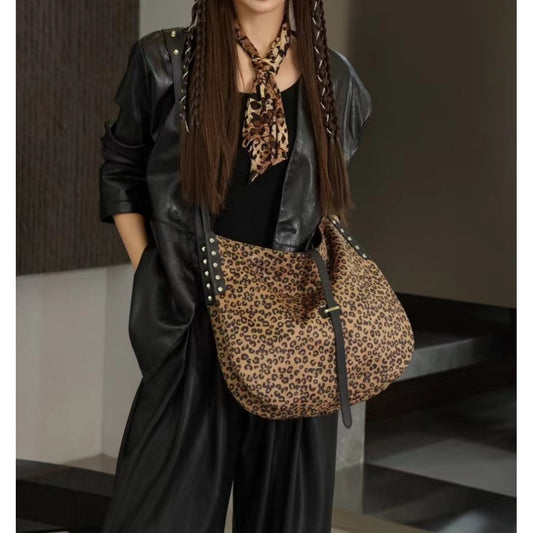 Women's Trendy Leopard Flannel Hobo Crossbody Bag – Large Capacity Shoulder Bag, Casual Versatile Bag for Everyday Use