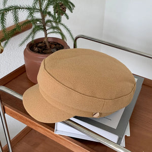 Fashion gold button hat autumn and winter temperament flat top British Korean version of cap wool newsboy hat