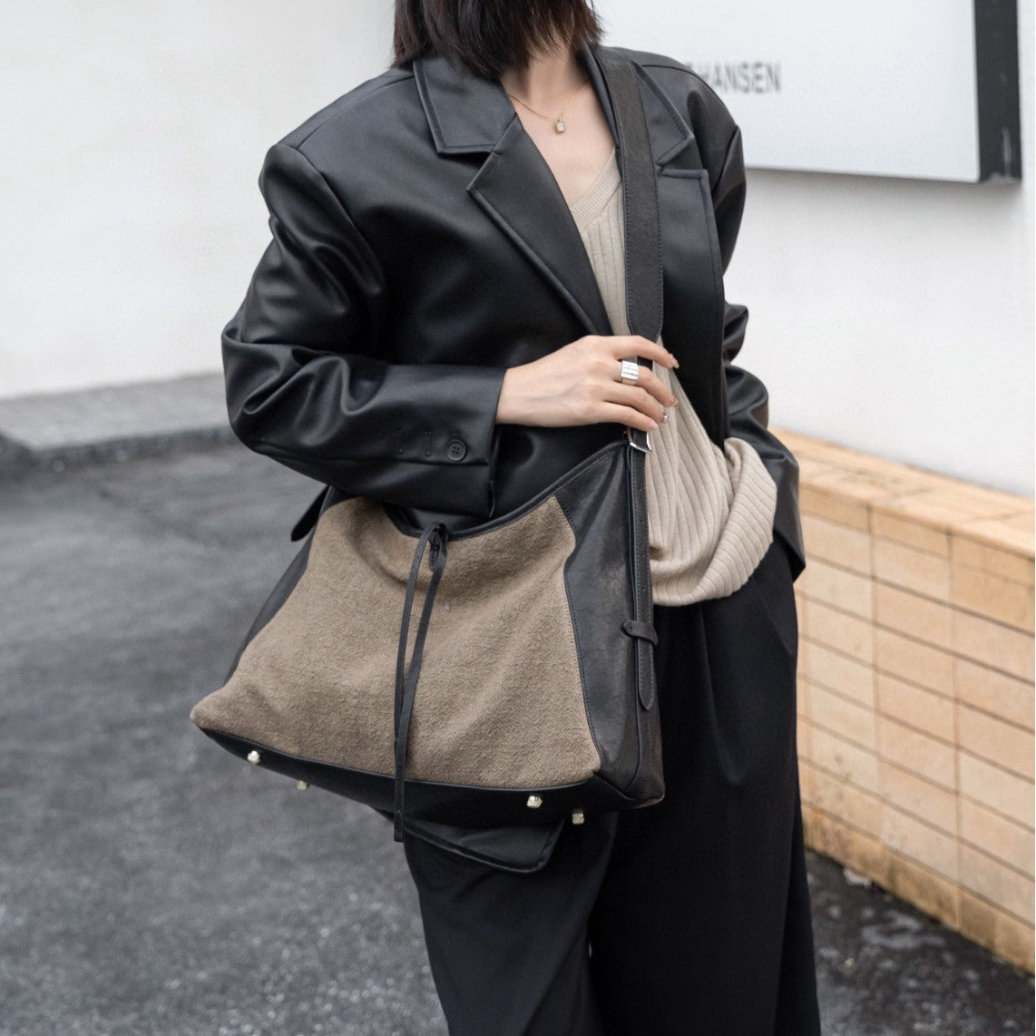 Linen Splicing Vegetable Tanned Cowhide Bag, Large Capacity Casual Bucket Bag, Underarm Shoulder Tote Bag, Hobo Bag for Women