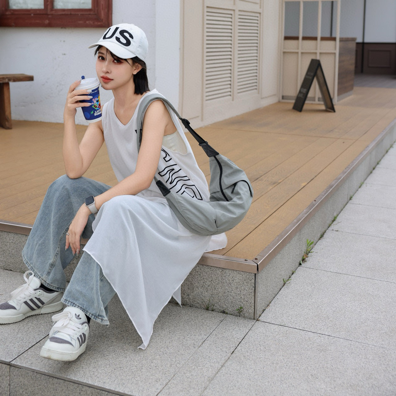 Casual Versatile Crossbody Canvas Bag, Wide Shoulder Strap Single Shoulder Messenger Bag, Dumpling Bag Simple Style Unisex, Moon Bag, Light Space Cloth Bag