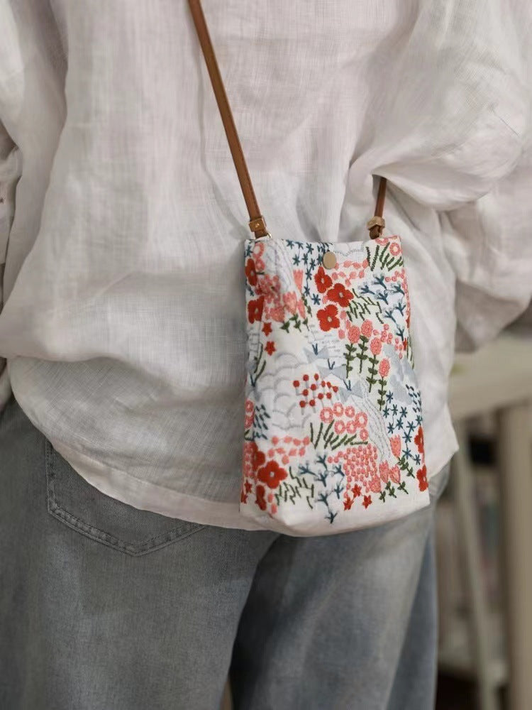 Three-dimensional embroidery crossbody mobile phone bag female, mini mobile phone bag, shoulder small and light phone purse